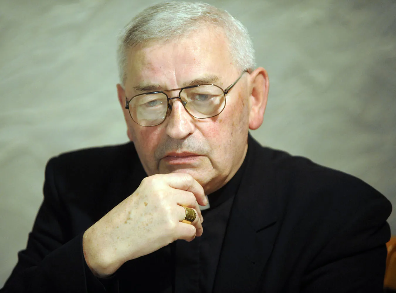 Pieronek: To rozwiązanie rodem z myśli Mao