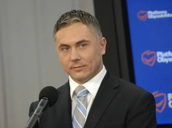 Mularczyk wzbija tumany kurzu