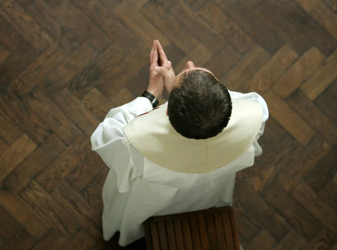 Zobacz, ile zarabia ksiądz