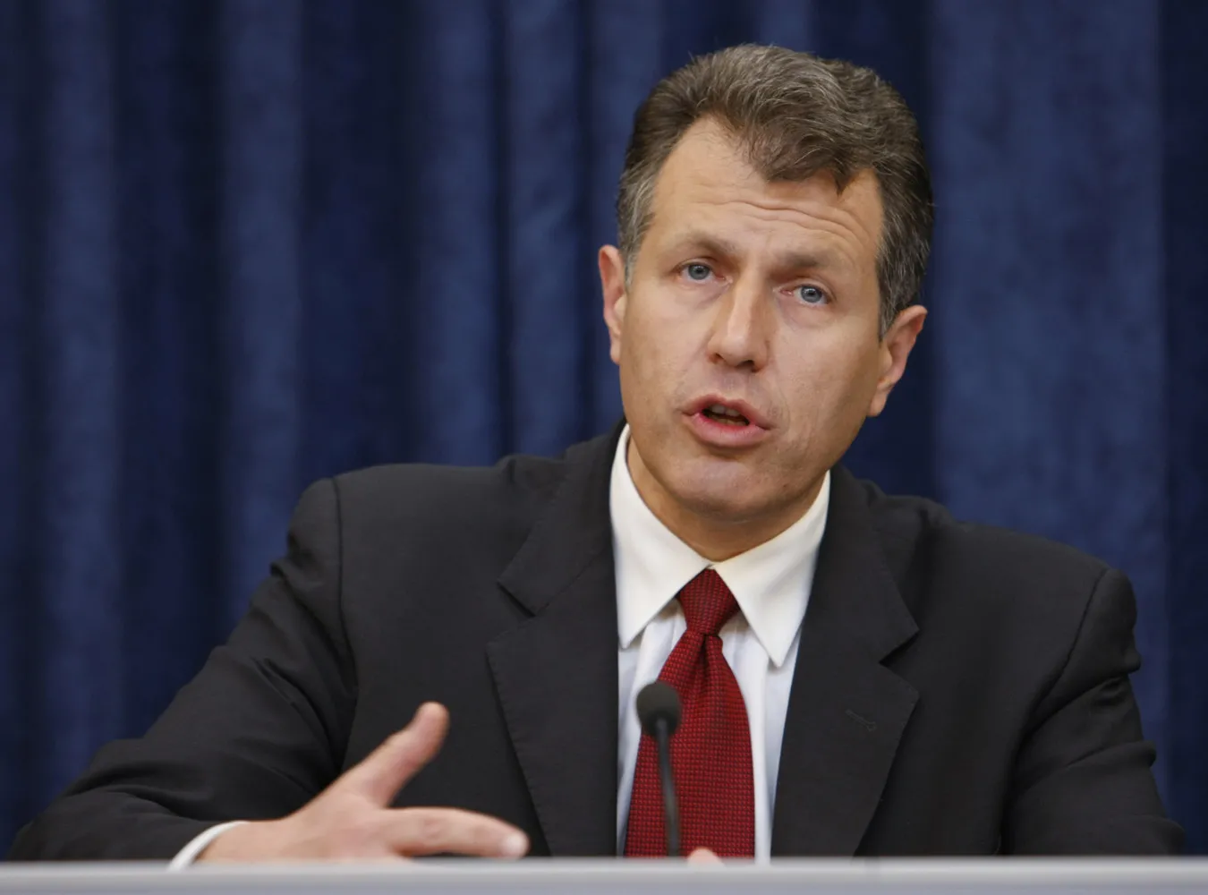 Stasiak: Putin musi pamiętać o Katyniu