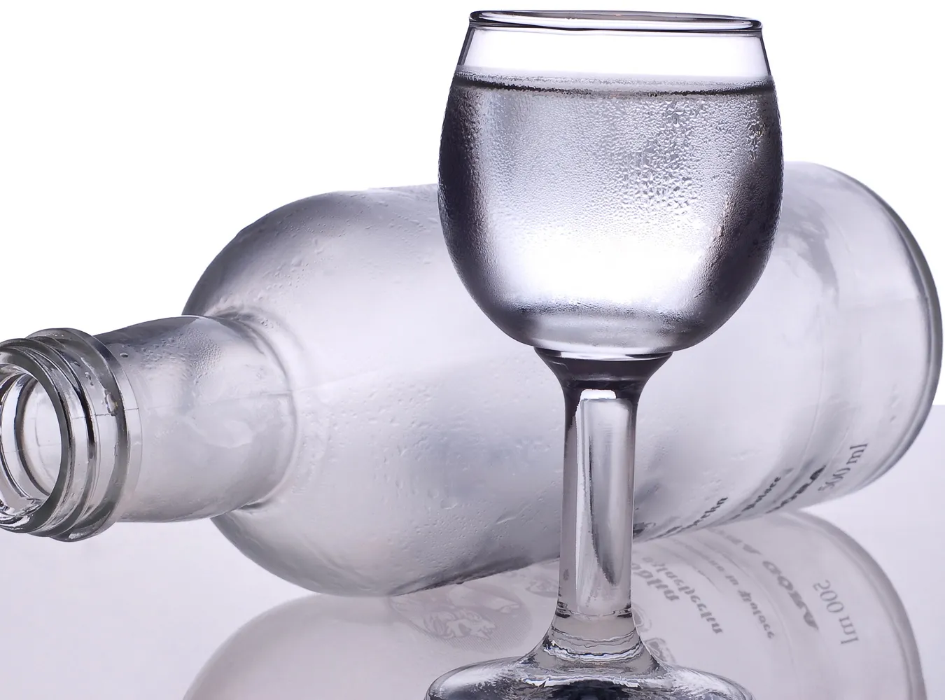 Alkohol powoduje raka jamy ustnej