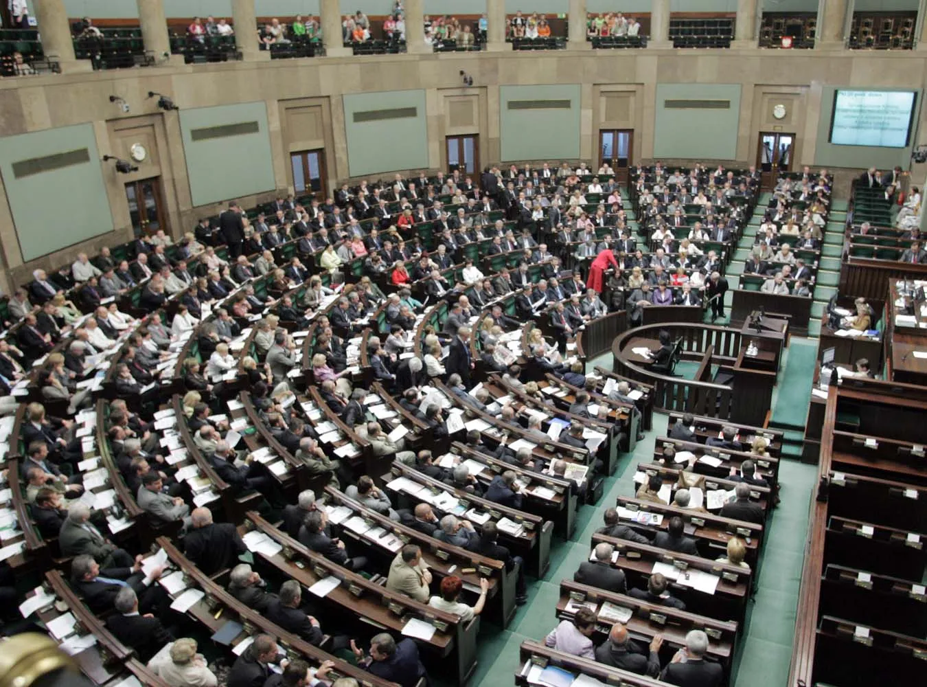 Jaki kryzys? Posłowie dostaną podwyżki