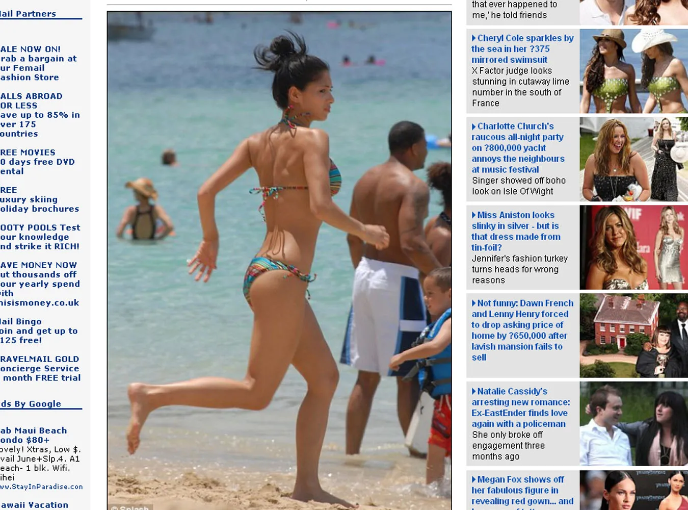 Nicole Scherzinger na plaży w skąpym bikini