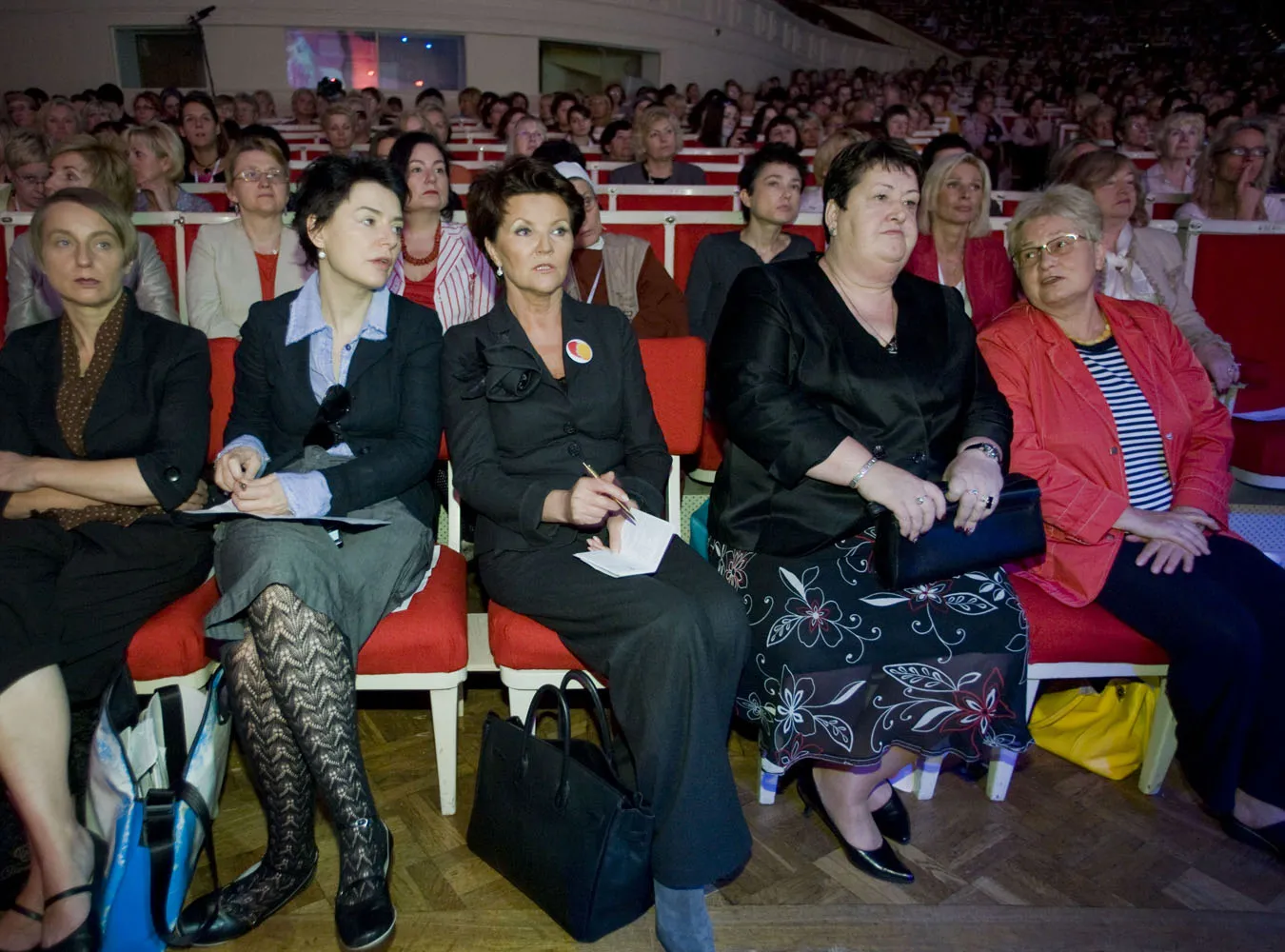 Siłą wyrzucili lesbijkę z kongresu kobiet