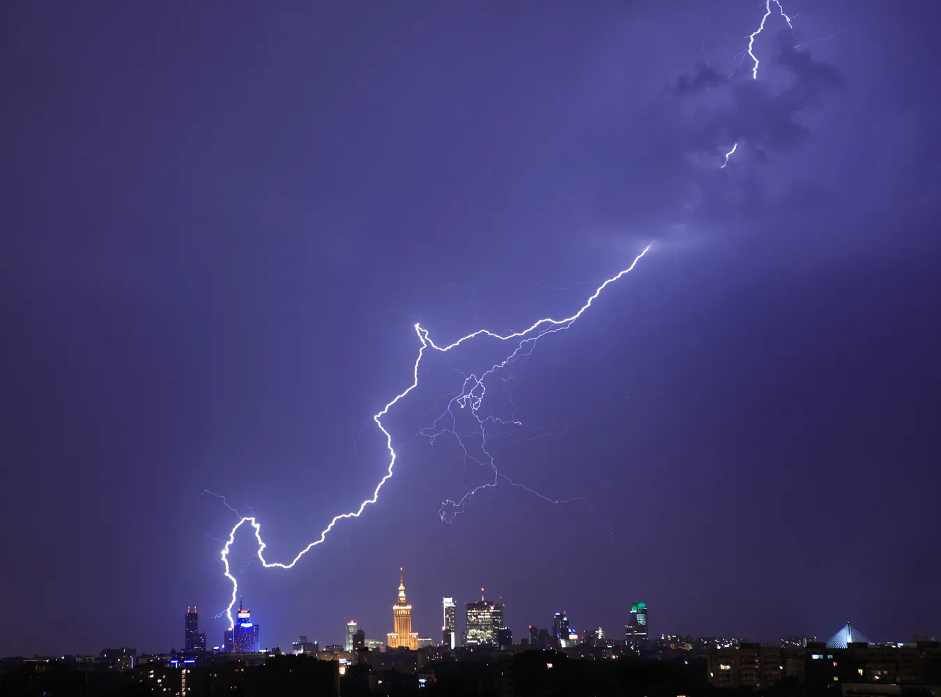 Burze nie odpuszczą jeszcze przez tydzień