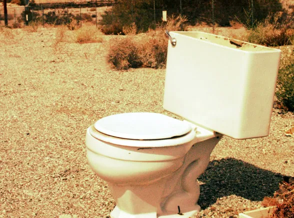 Pop zginął przez sedes. Winne czary?