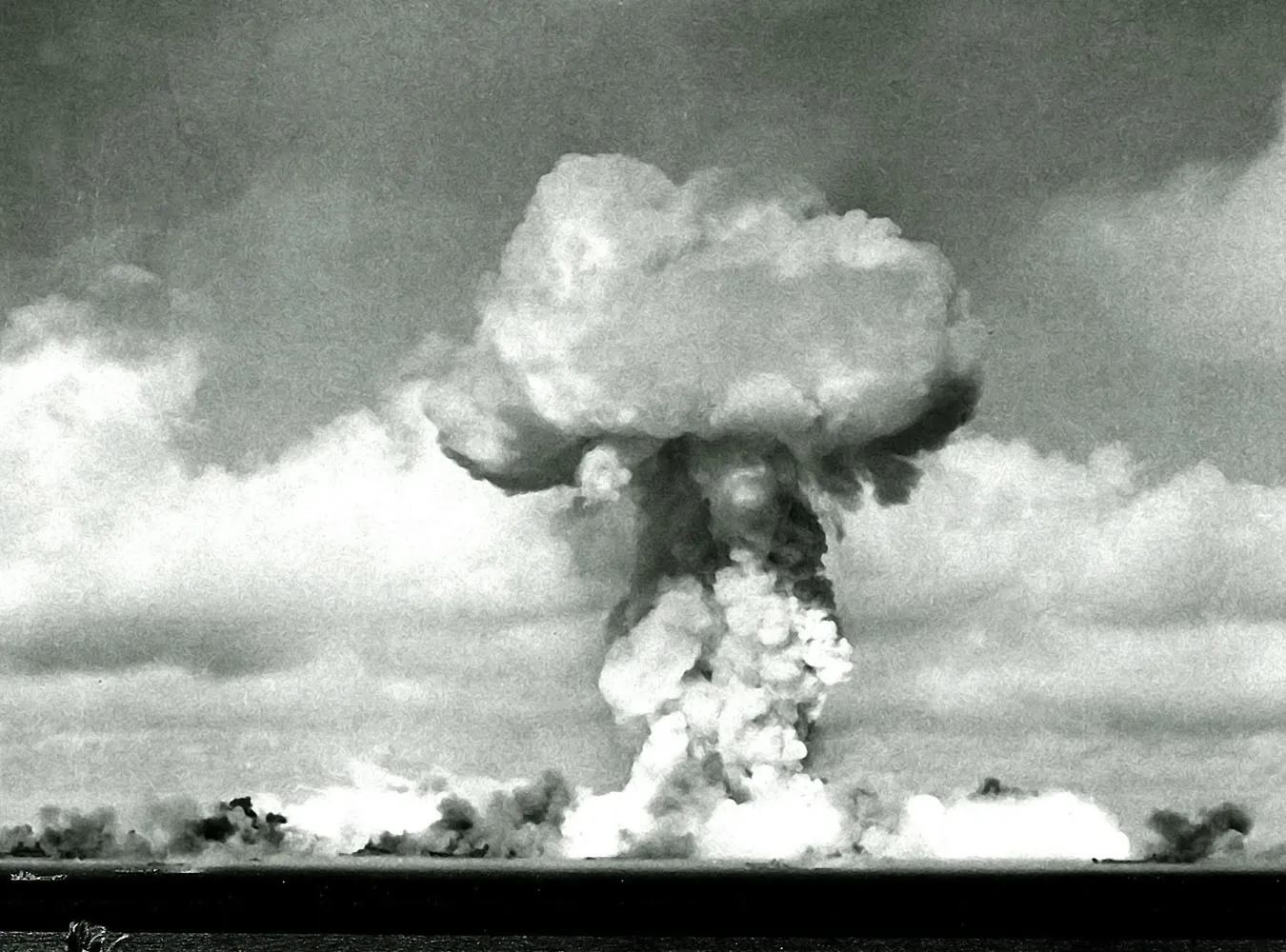 Terroryści składają bombę atomową