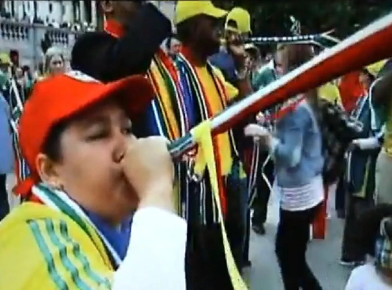 Ratunku Na wuwuzeli zagrasz wszystko