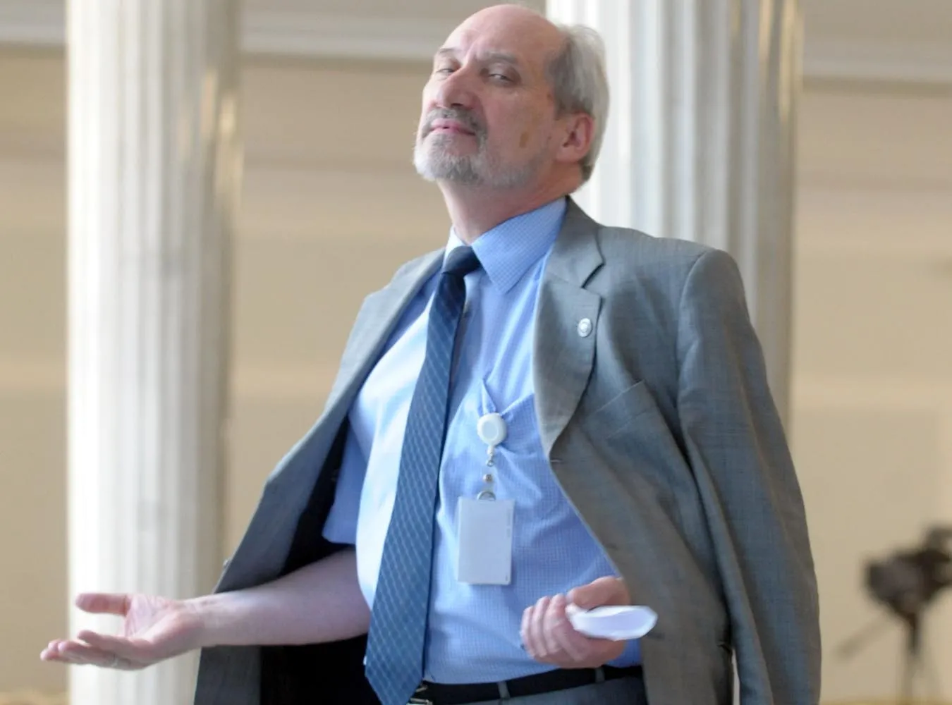 Córka ofiary: Macierewicz tworzy teorie spiskowe