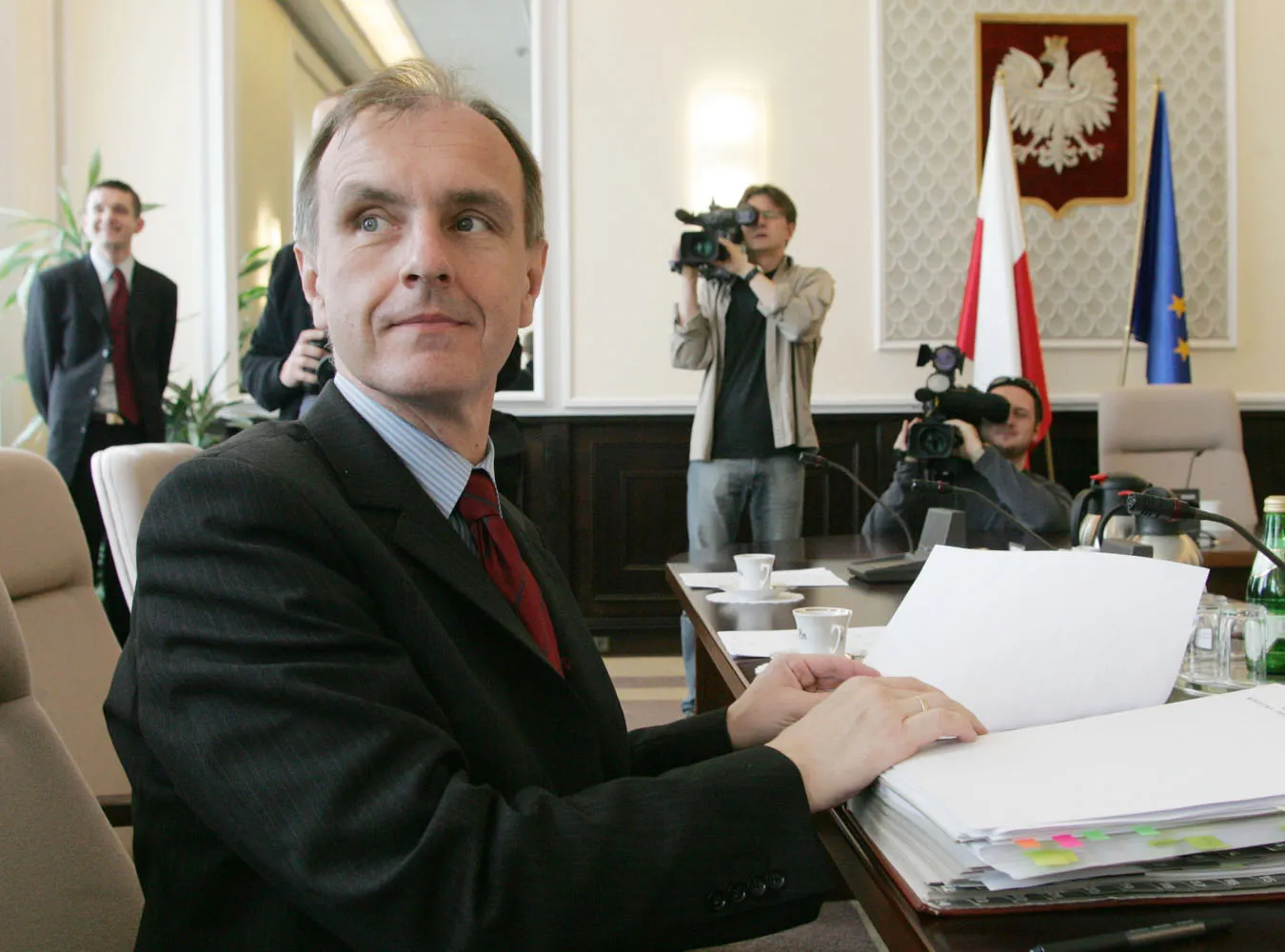 Minister Klich chce więcej limuzyn