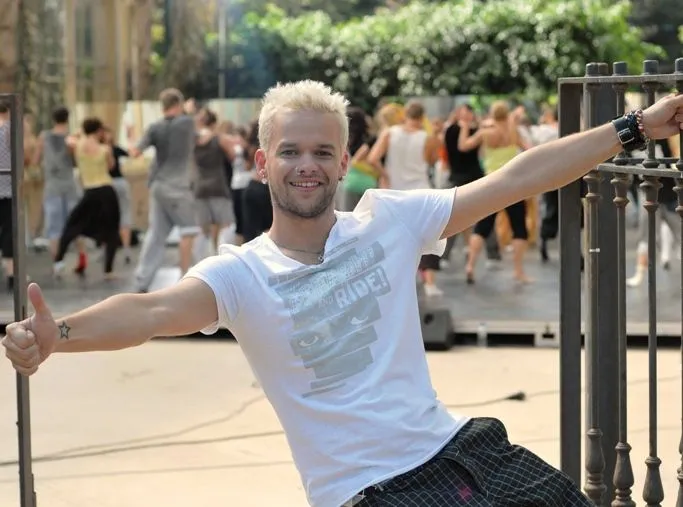 MICHAŁ PIRÓG ZABIERA EKIPĘ YOU CAN DANCE DO IZRAELA