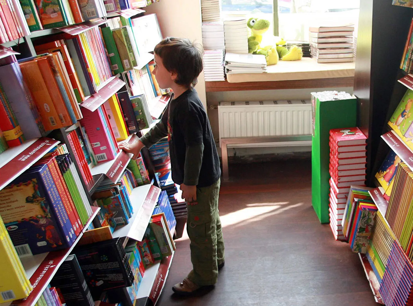 To rekord! Polacy jeszcze nigdy tak dużo nie czytali!