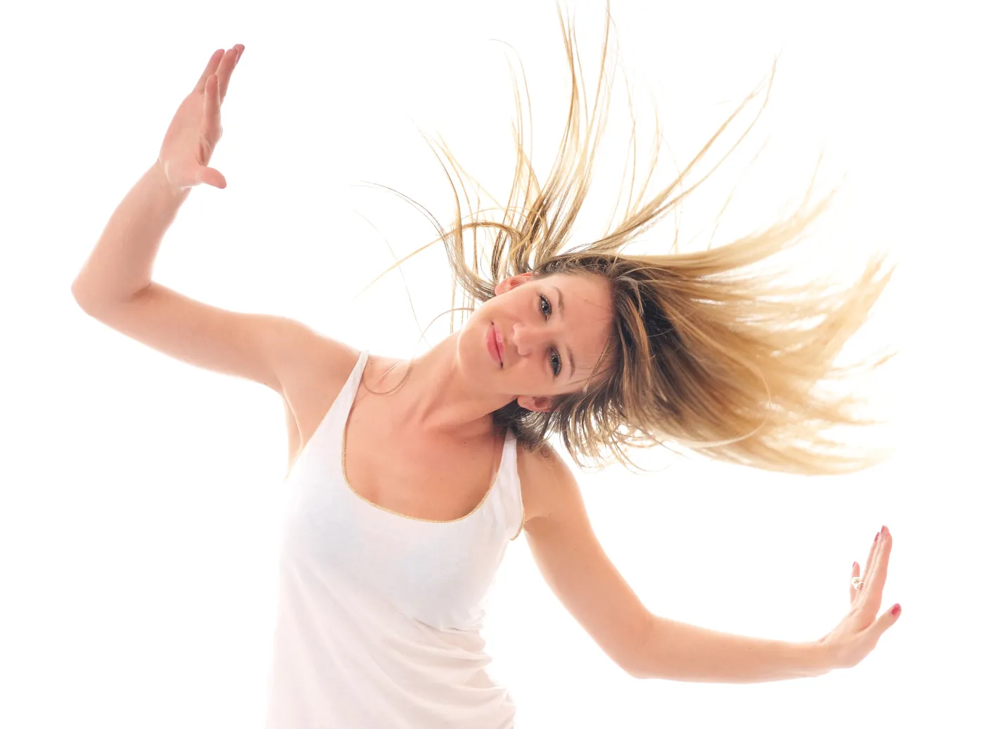 kobieta taniec włosy