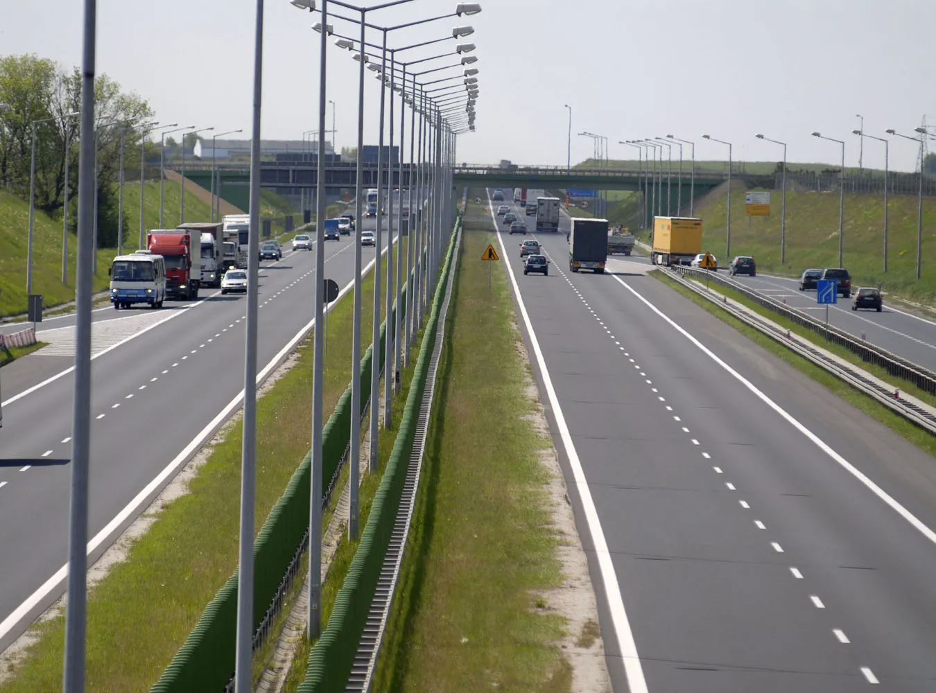 Autostrada rośnie na podejrzanych pyłach