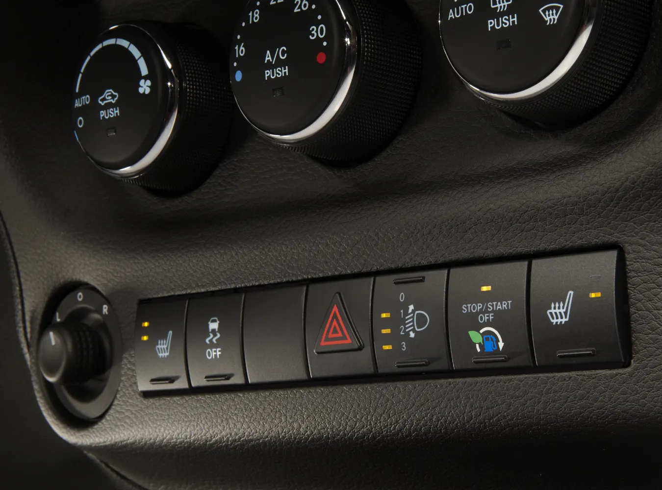 1883066-jeep-wrangler-145jp.jpg