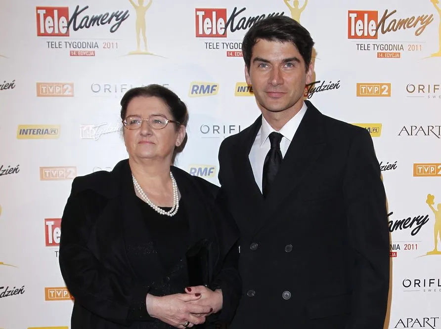 Telewizja publiczna przygarnęła swoją starą gwiazdę