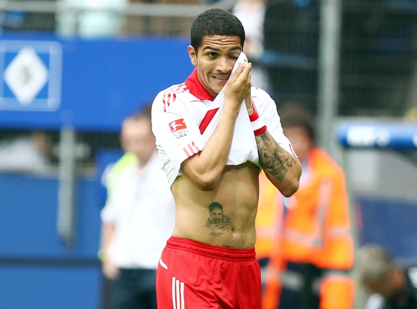 Piłkarz doznał kontuzji ze... strachu. Czego się bał?