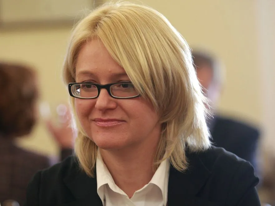 Posłanka chce zaistnieć? Na Facebooku kontrowersyjnie o księżach