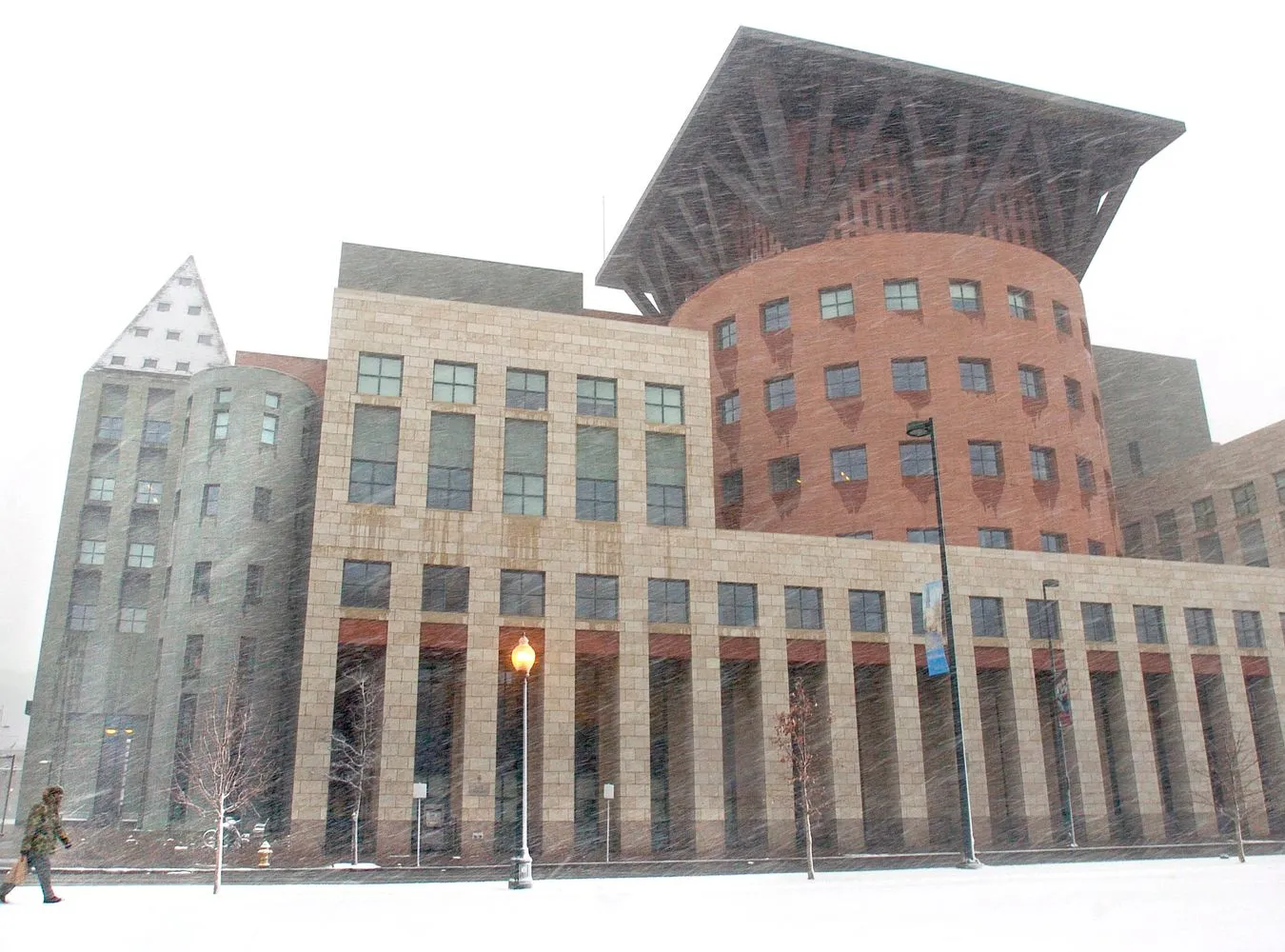 2725171-biblioteka-w-denver.jpg