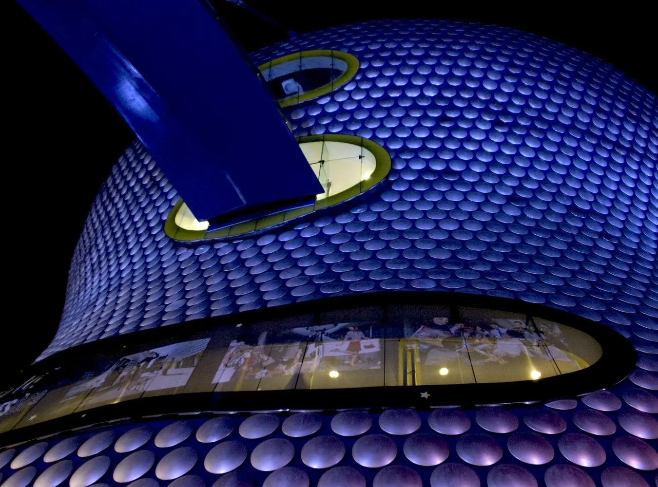 2725198-birmingham-bullring.jpg