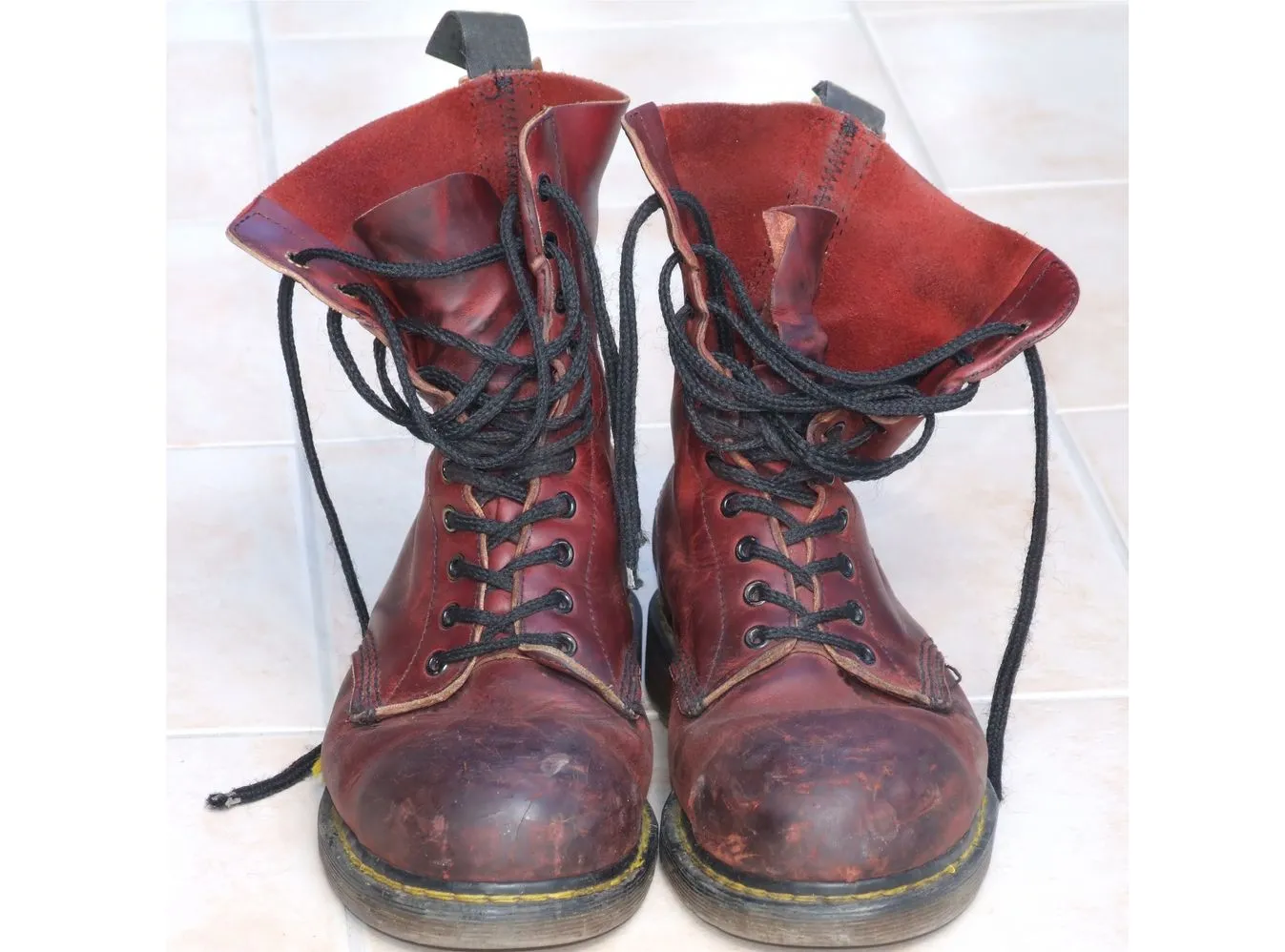 Buty Doktora Martensa "na miarę"