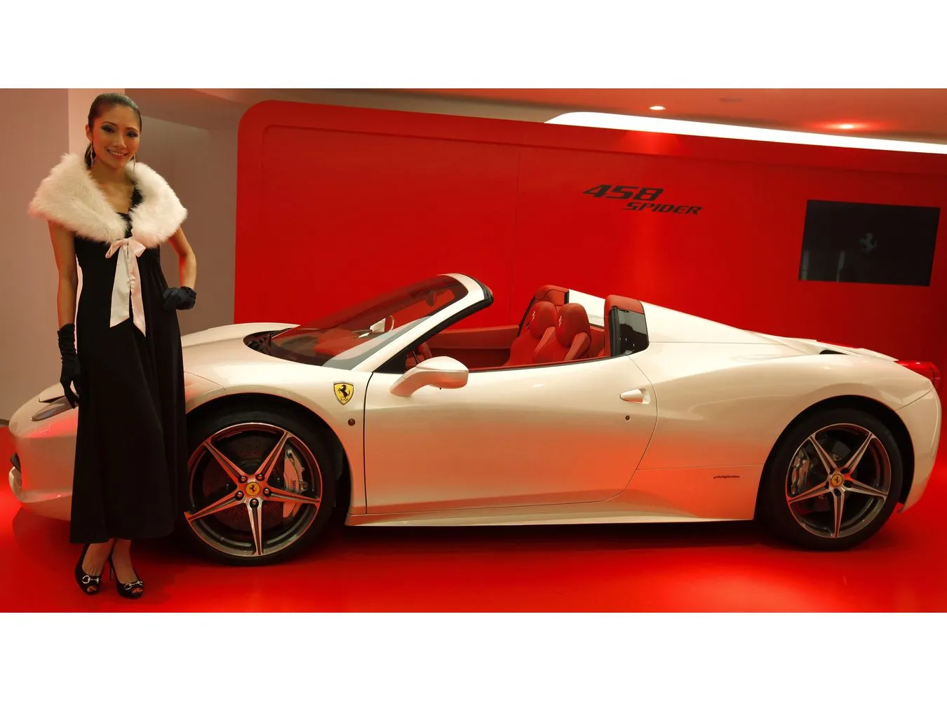 2981909-ferrari-458-spider.jpg