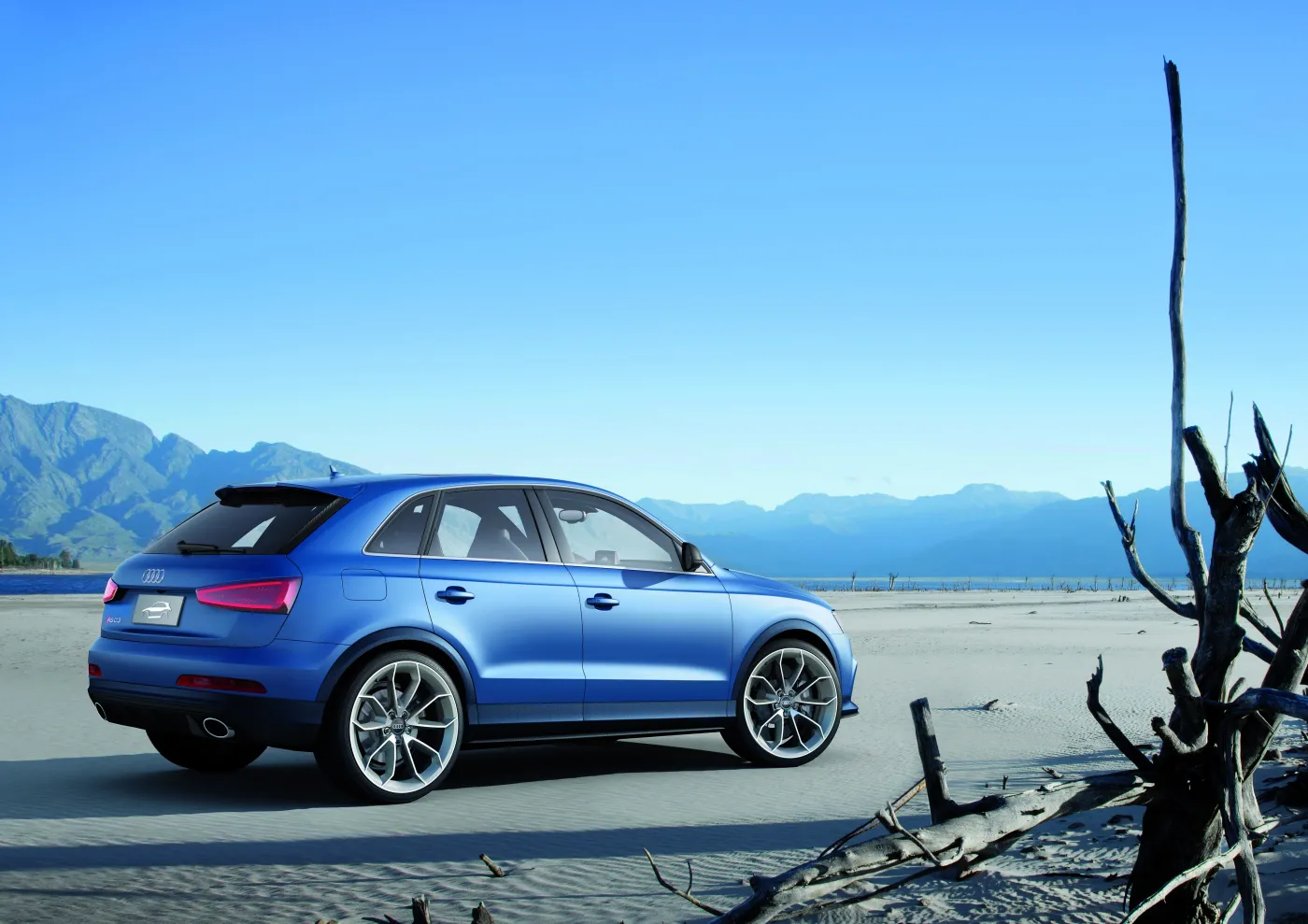 3378390-audi-rs-q3-concept.jpg