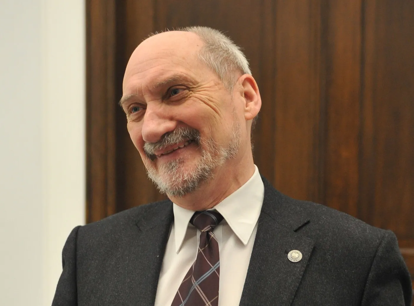 Urodziny Tuska. Czego mu życzą Grodzka i Macierewicz?