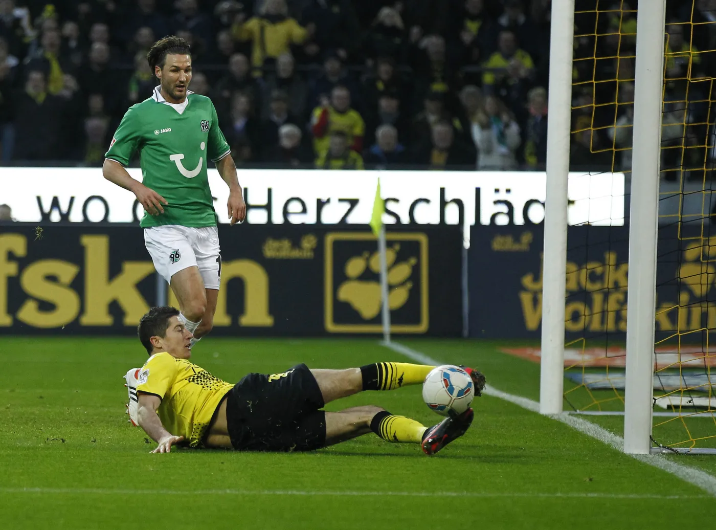 Polacy bohaterami Borussii. Zobacz gole "Lewego" i asysty Błaszczykowskiego