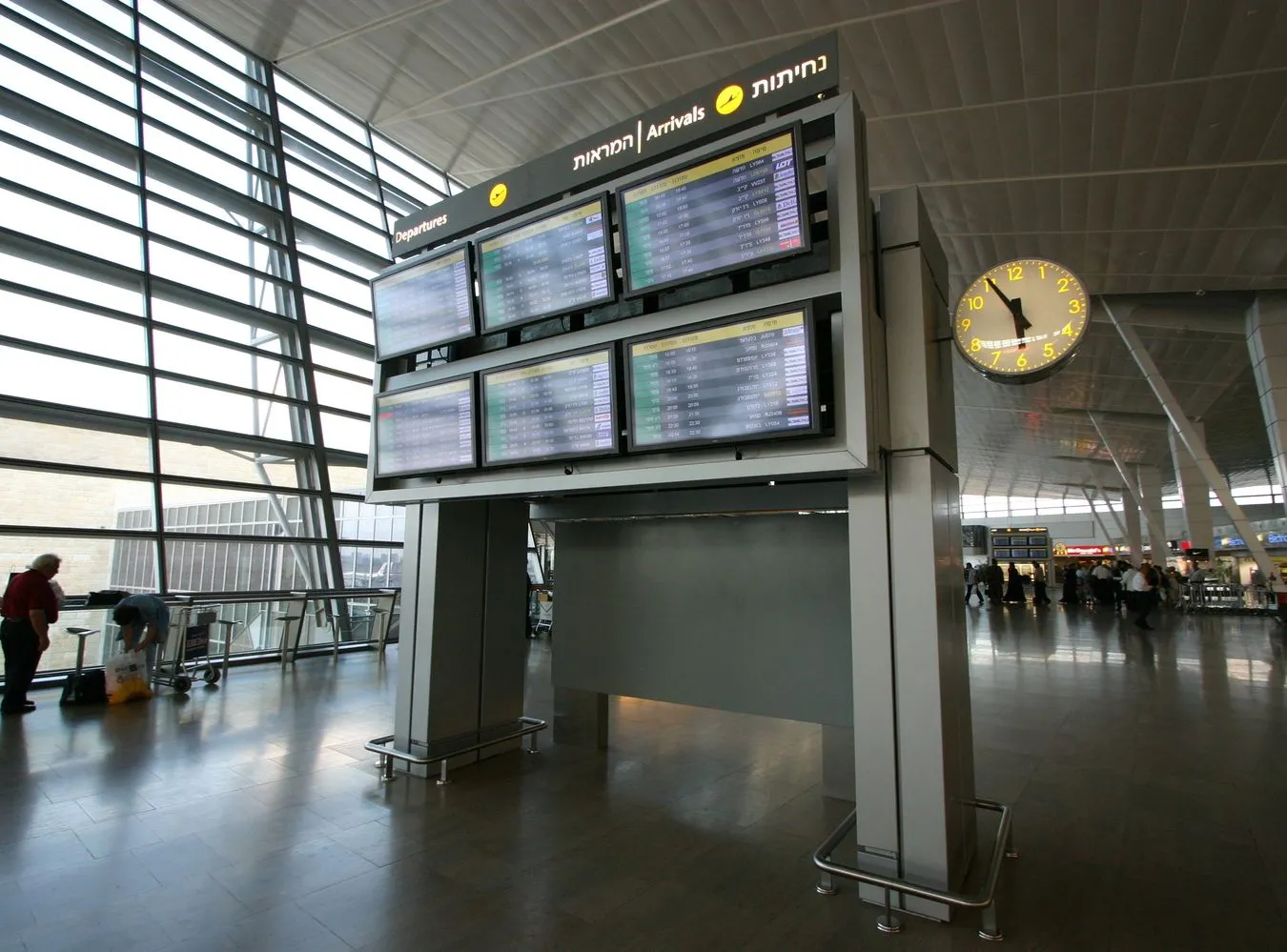 Rząd chce się pozbyć spółki z grupy LOT