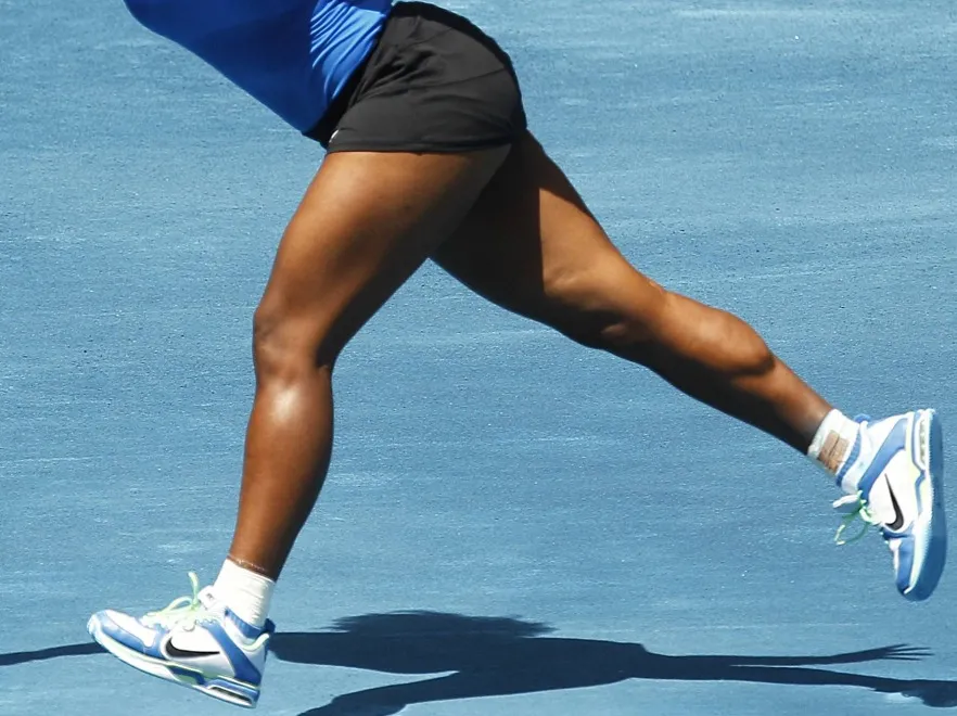 W rozmiarze siła! Seksowne i mocno opięte kształty Sereny Williams