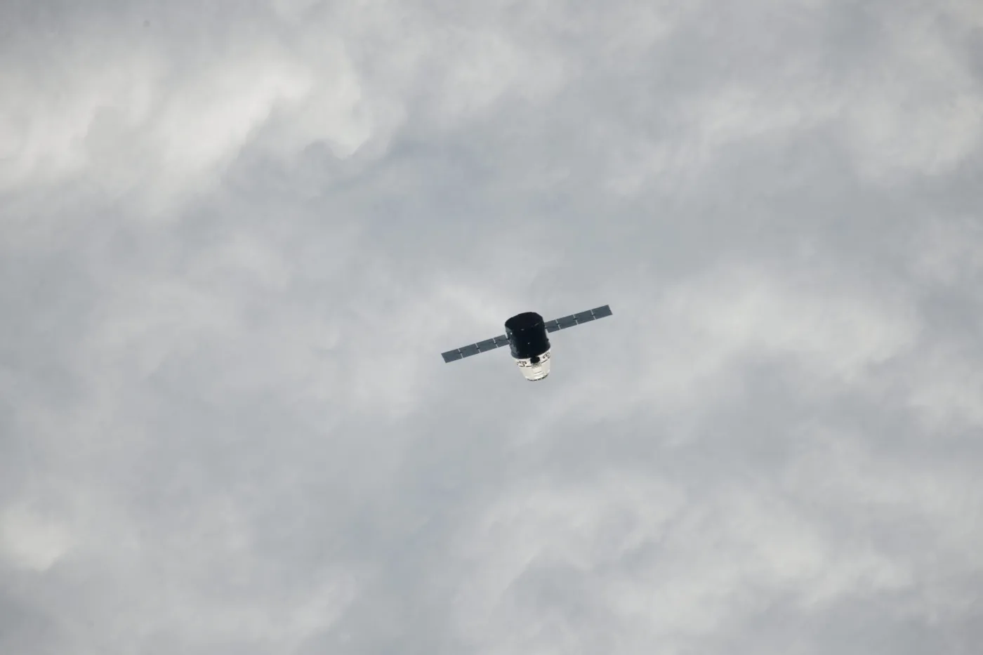 Dragon dotarł do ISS