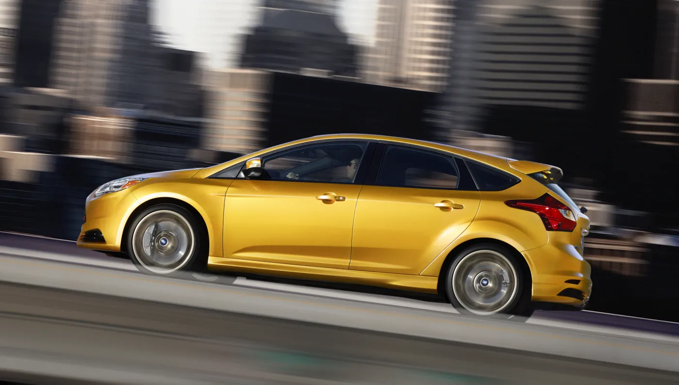 3571799-fordfocusst-na-05-hr.jpg