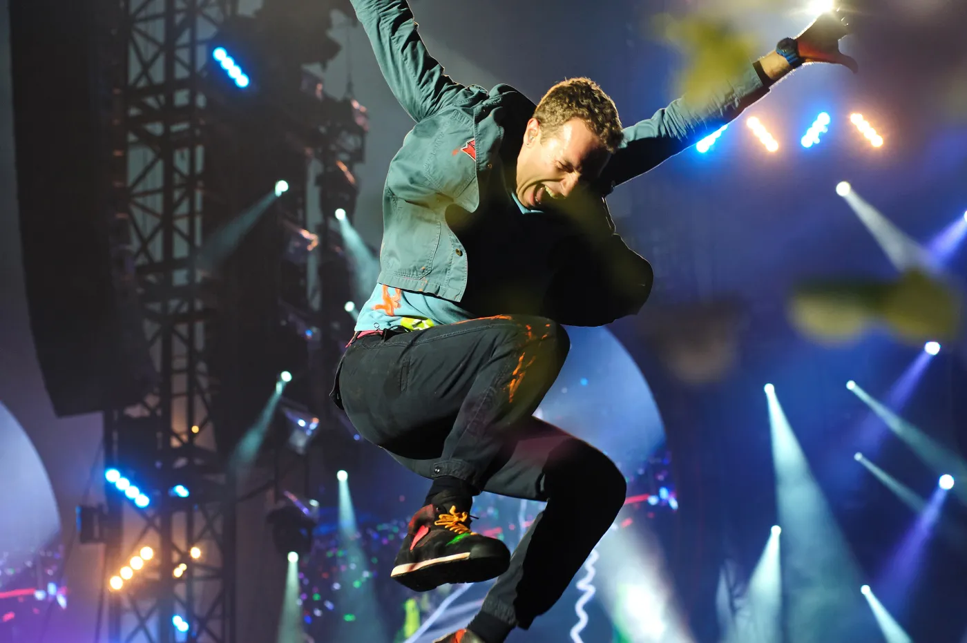 Coldplay i tajemniczy Mylo Xyloto – oto nowy klip "Hurts Like Heaven"