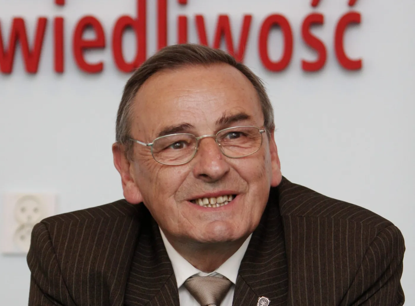 240 tys. złotych. Zbigniew Romaszewski dostał odszkodowanie