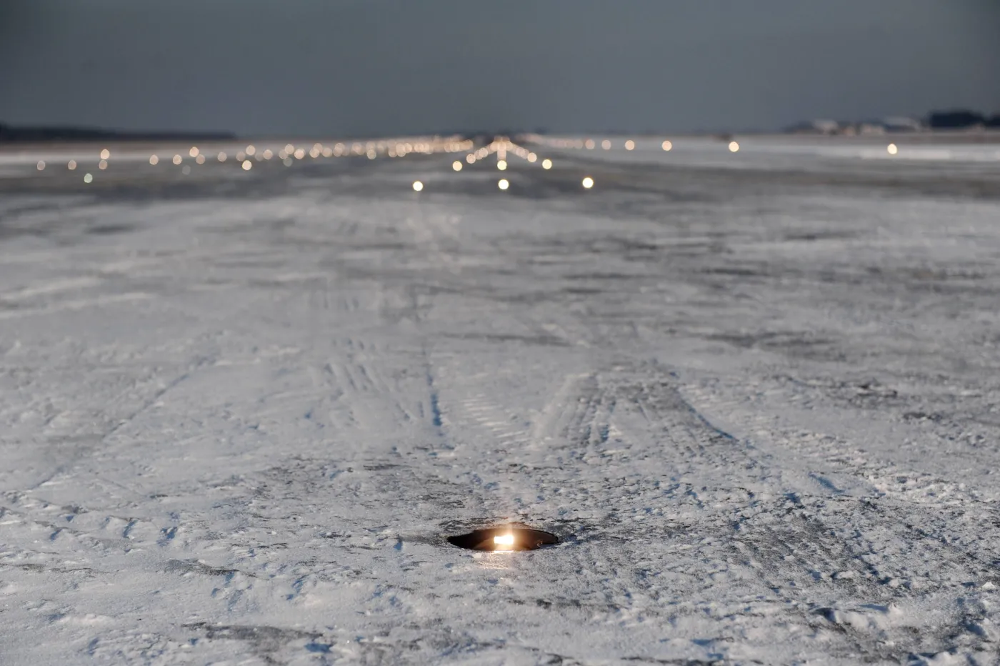 Problemom lotniska w Modlinie winne jest samo lotnisko?