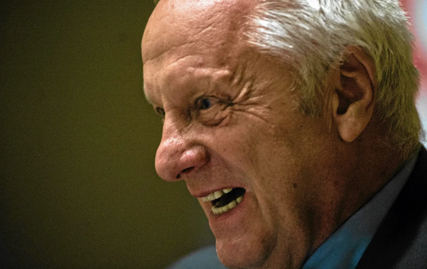 Niesiołowski o Holland: Nie obchodzi mnie Polska, tylko córunia lesbijka