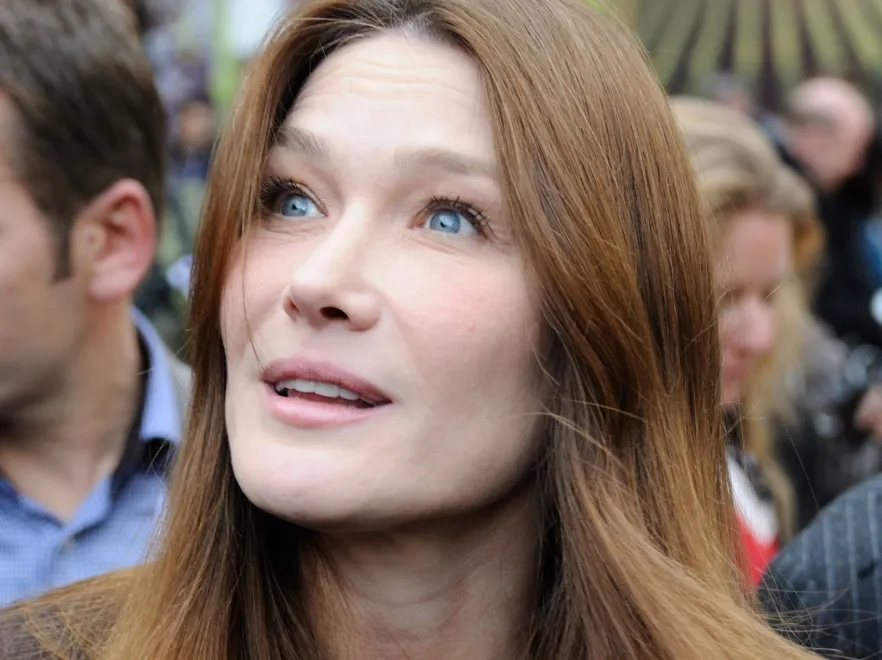 4297354-carla-bruni-sarkozy.jpg