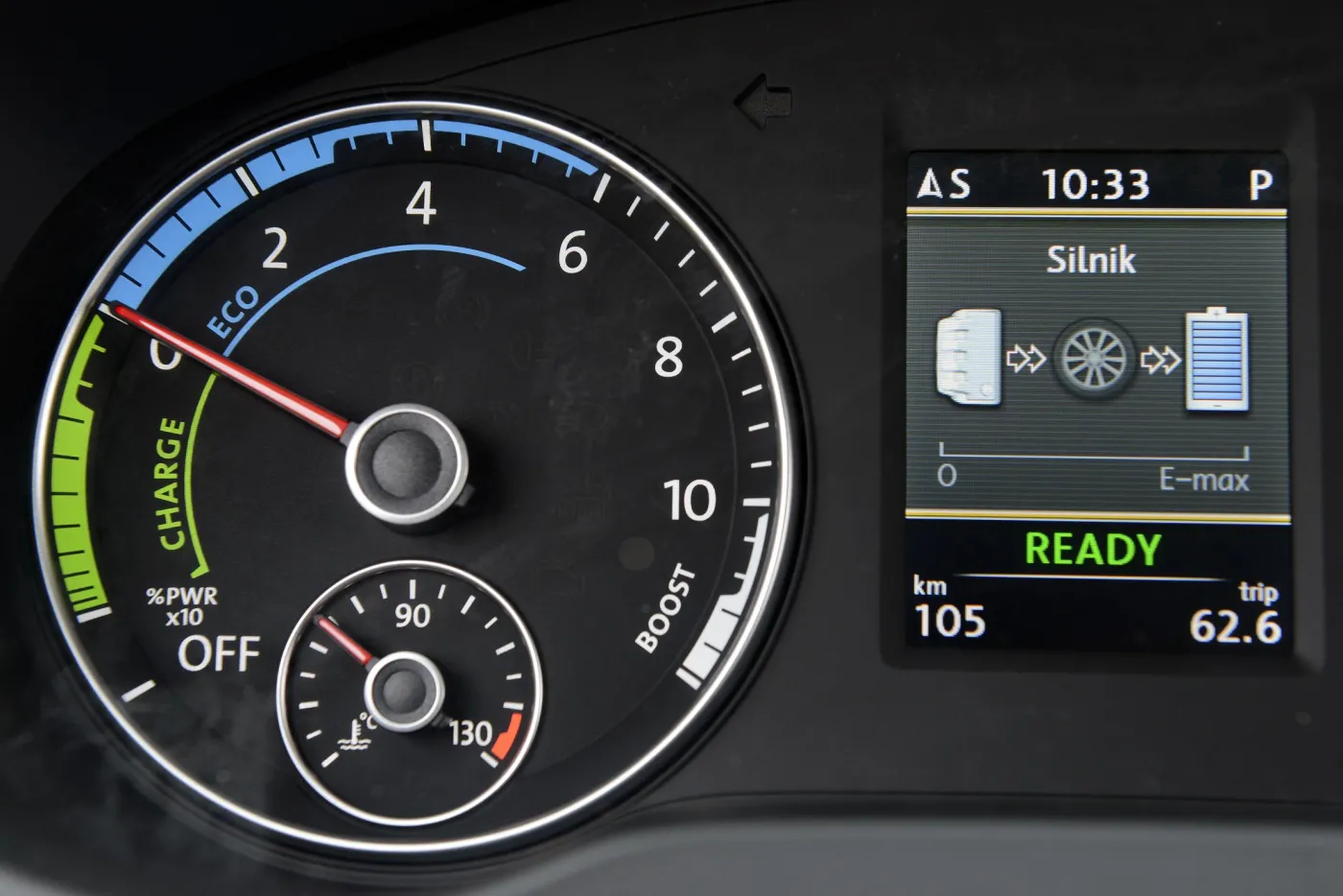 Volkswagen wprowadził do Polski lek na drogie paliwo! Jetta hybrid - pierwszy test