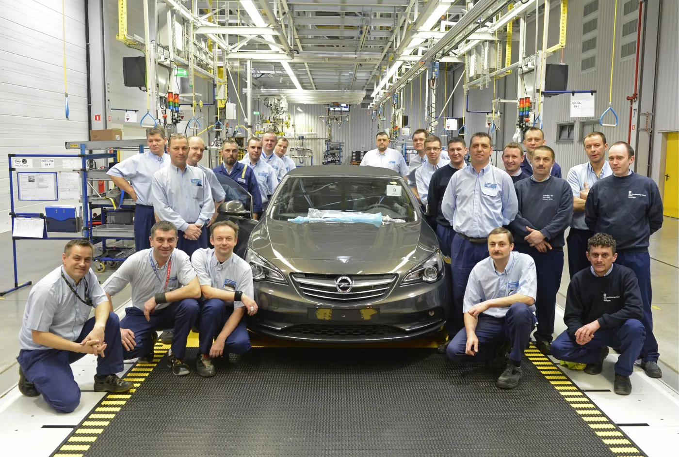 4683843-opel-gliwice-283880.jpg