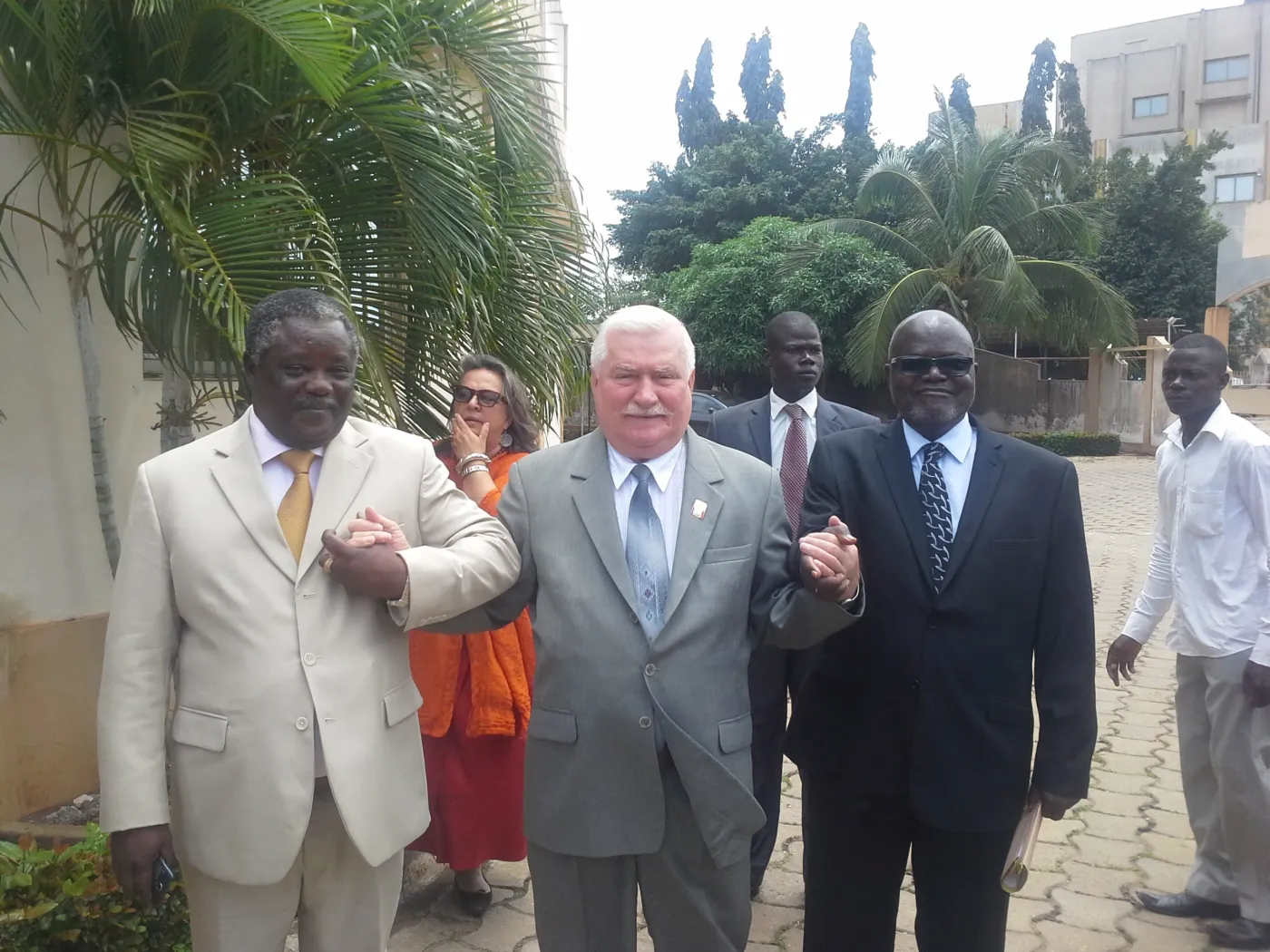 5273041-lech-walesa-w-togo.jpg