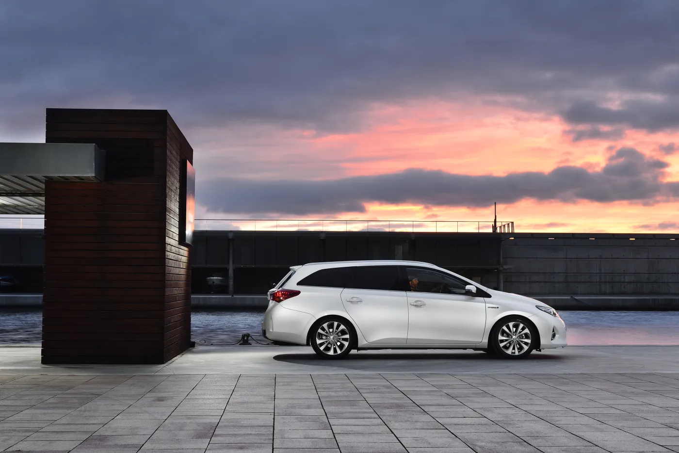 5082932-auris-ts-14-gms-2013.jpg