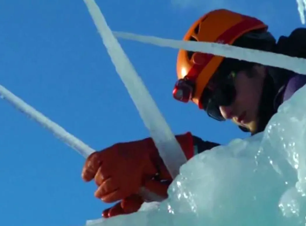 Rzeźbiarz przy pracy