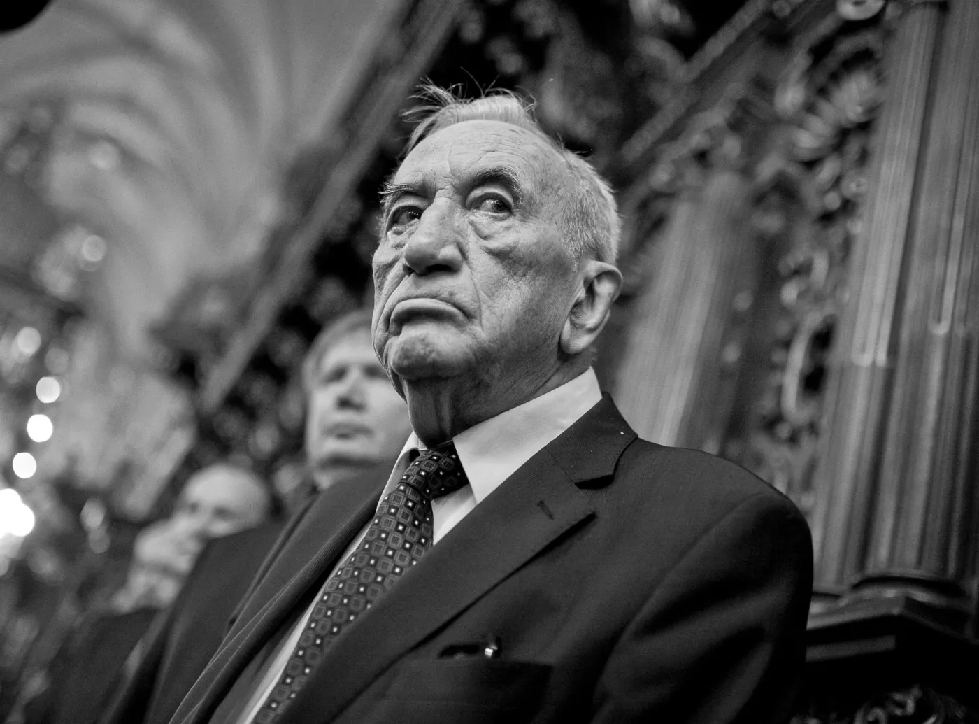 "Wrażliwy na płeć piękną i dobre trunki...". Współpracownik o Mazowieckim