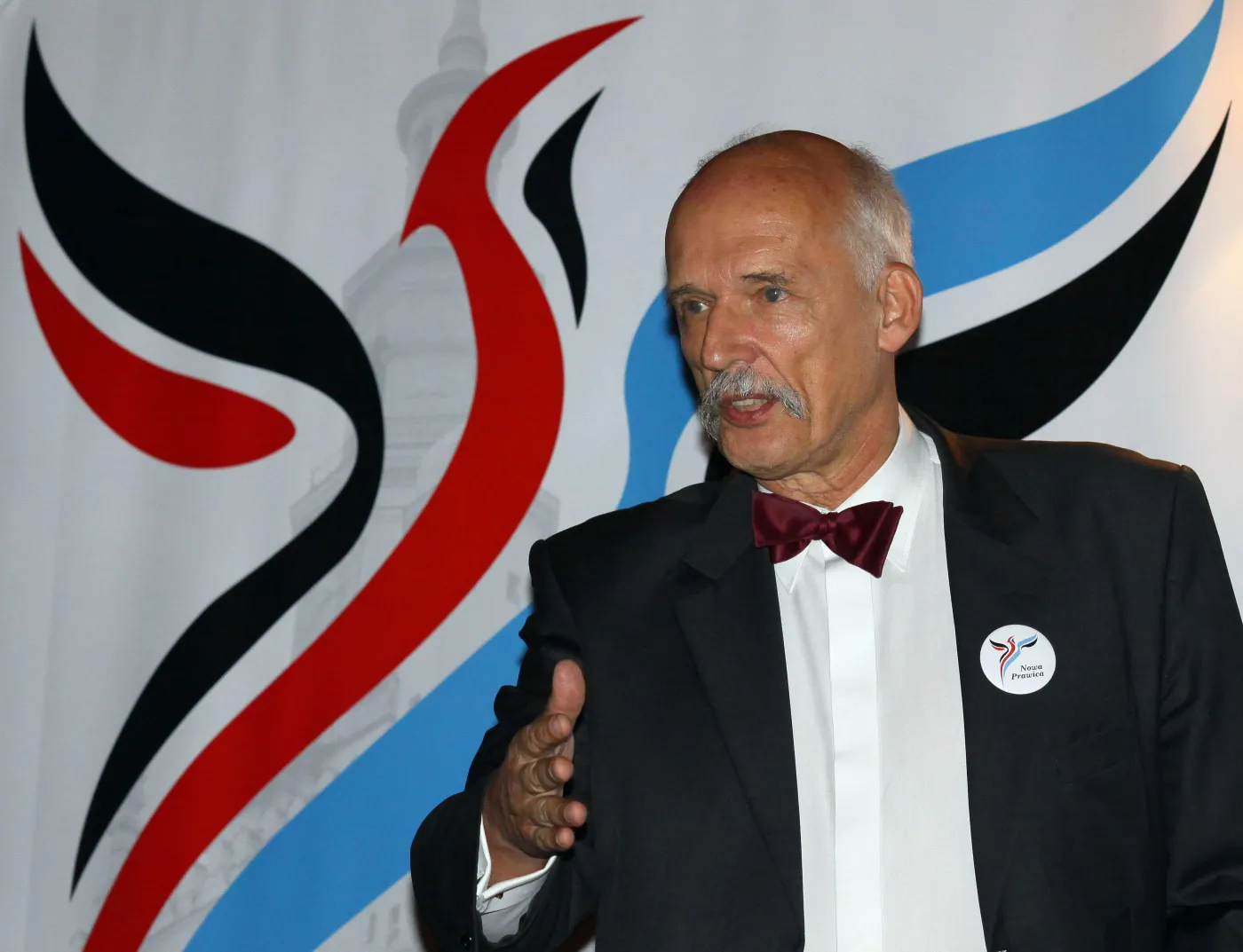 Korwin-Mikke kpi ze sporu o sześciolatki. Znalazł rozwiązanie problemu