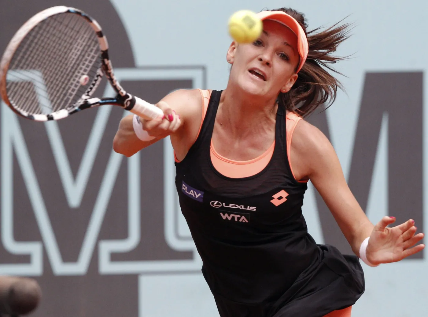 Radwańska odpadła w półfinale w Madrycie. Szarapowa triumfuje 