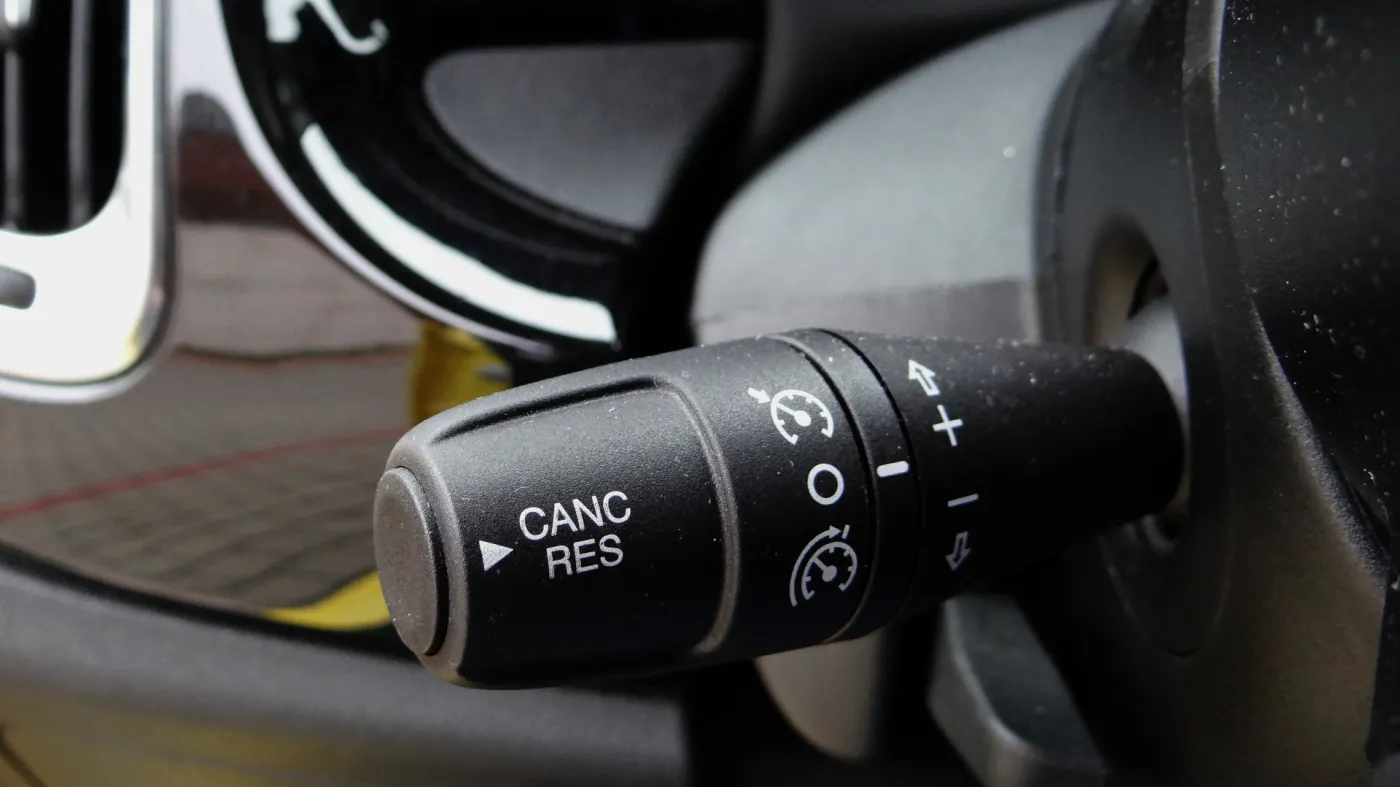 6311199-fiat-500l-trekking.jpg