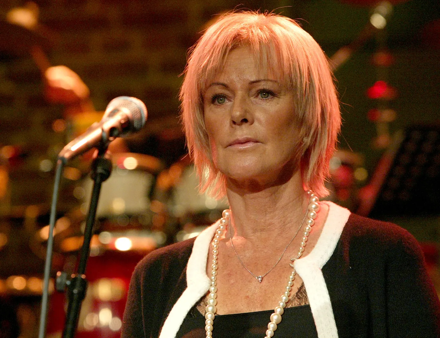 5955234-anni-frid-lyngstad.jpg