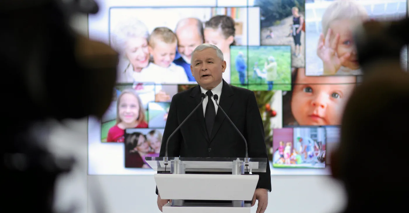Kaczyński trafi przed Trybunał? "Prace idą pełną parą" 