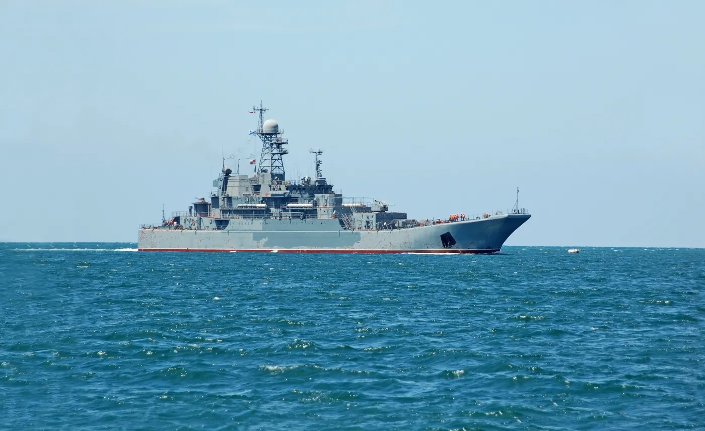 Manewry wojskowe? Rosyjskie okręty wojenne wpłynęły do kanału La Manche